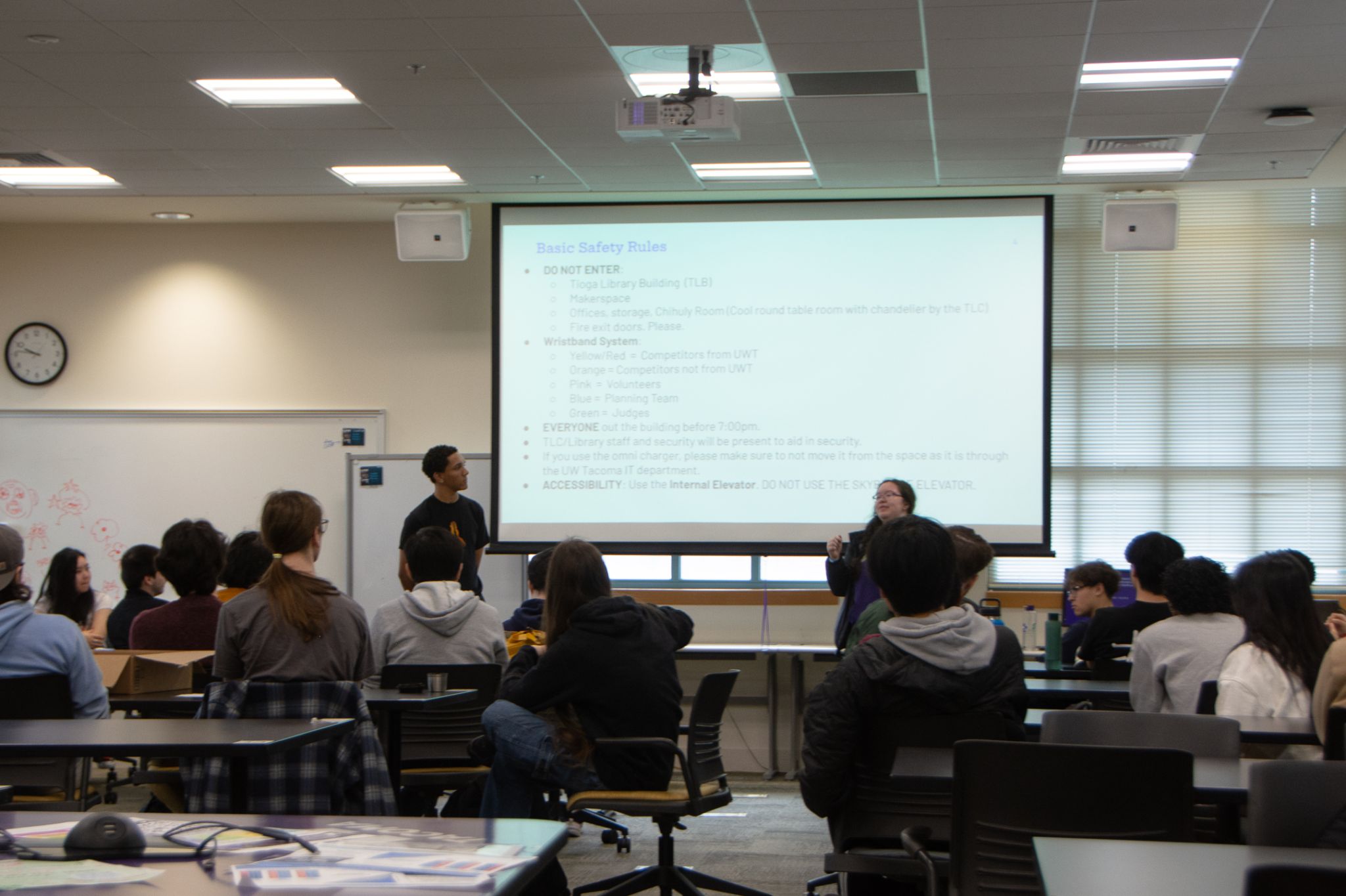 UHackathon 2025 Introduction Presentation Photo 3